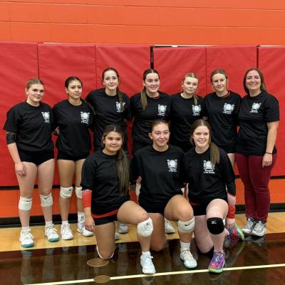 St. Thomas Aquinas (Provost) Team History: Saint Thomas Aquinas opened their season by winning the King’s University tournament. They followed that strong start with a bronze at St. Jerome’s against tough 2A and 3A competition, then dominated their home tournament—dropping only two sets across nine games. The team struck gold again in Paradise Hill, giving up just one set.  They went undefeated in league and area play and capped off their run with a first-place finish at zones.